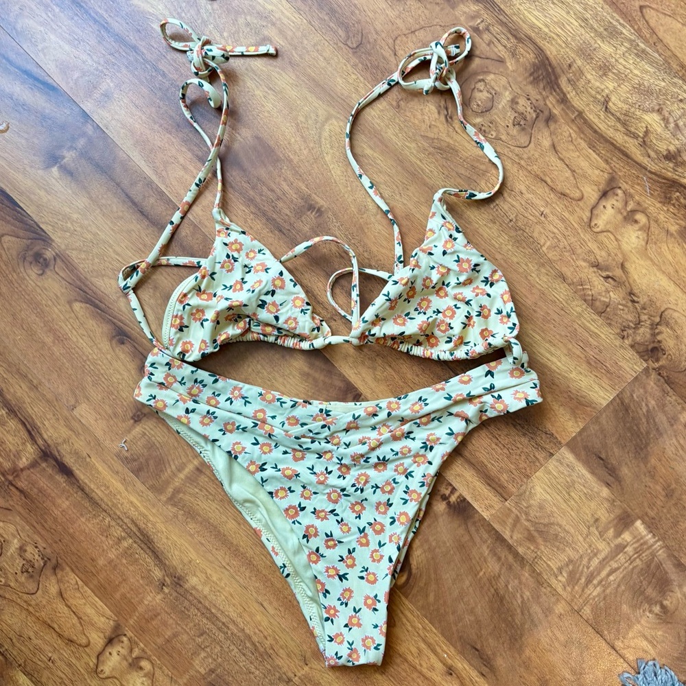 Simons 2 Piece Floral Bikini Set - XS/S